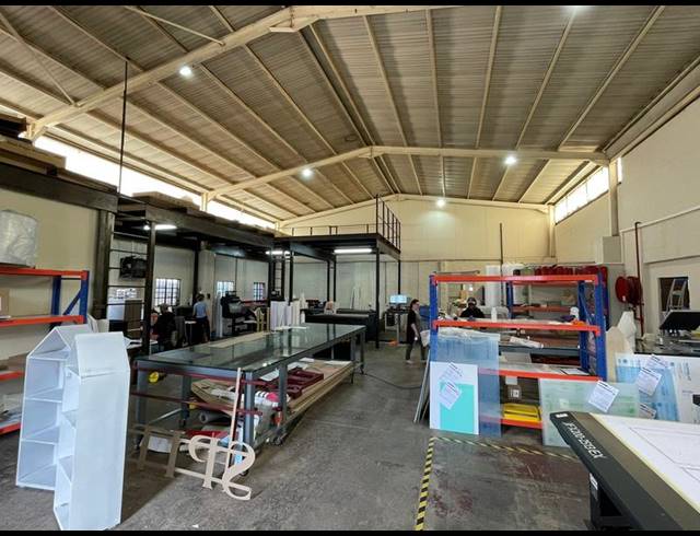 INDUSTRIAL PROPERTY TO RENT IN HENNOPSPARK